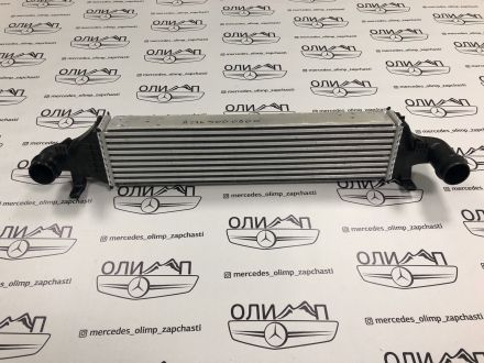Интеркулер на Мерседес CLA C117 GLA x156 W246 W176 a2465000900